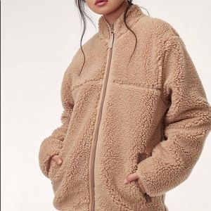 Aritzia TNA Teddy Jacket Zip-up Fleece